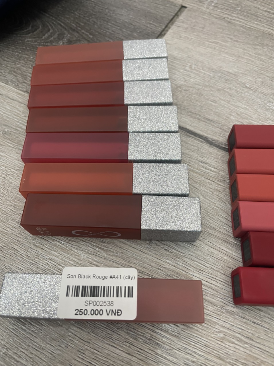 Tang vật vi phạm